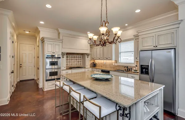 $610,000 | 241 Sycamore Lane, Madison, MS 39110