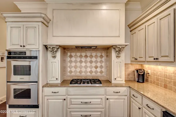 $610,000 | 241 Sycamore Lane, Madison, MS 39110