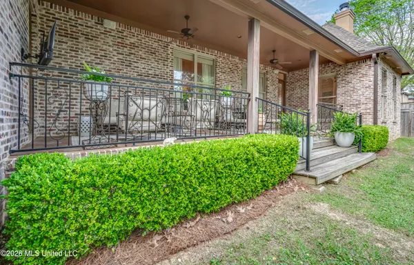 $610,000 | 241 Sycamore Lane, Madison, MS 39110