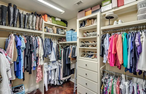 $610,000 | 241 Sycamore Lane, Madison, MS 39110