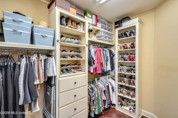 $610,000 | 241 Sycamore Lane, Madison, MS 39110