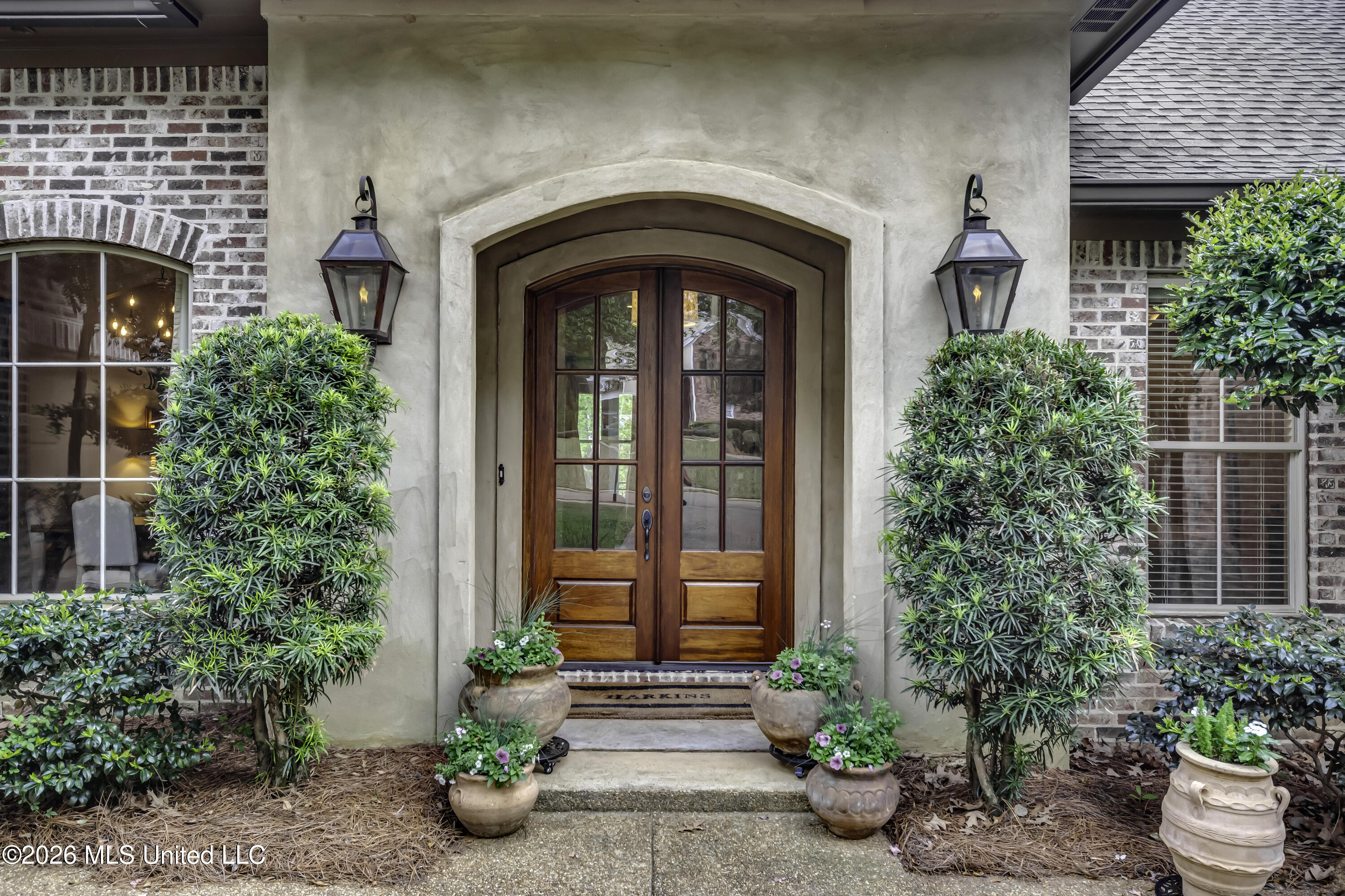 241 Sycamore Lane Madison, MS 39110 - Photo 3 of 59 241 Sycamore-