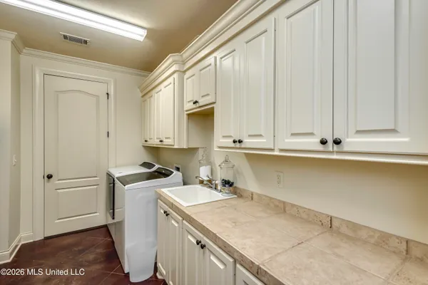 $610,000 | 241 Sycamore Lane, Madison, MS 39110