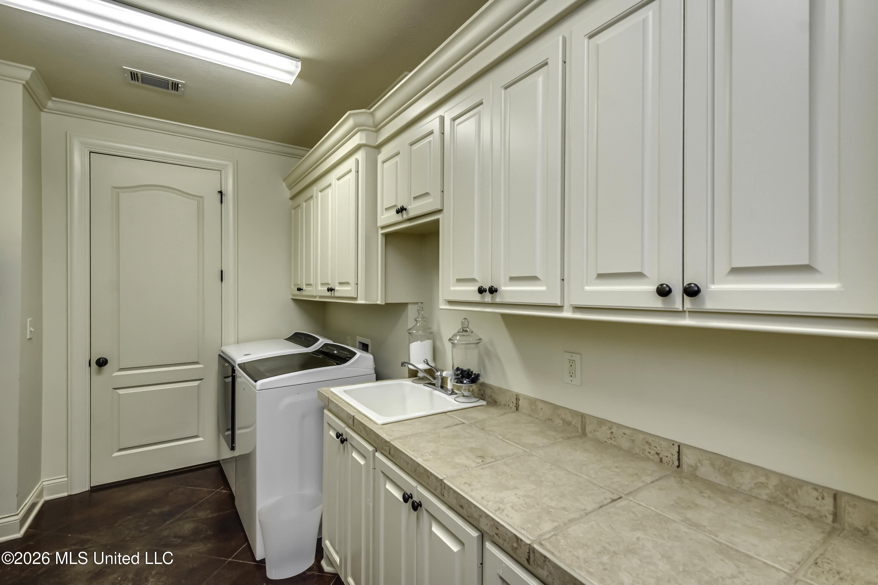 241 Sycamore Lane Madison, MS 39110 - Photo 38 of 59 241 Sycamore--53