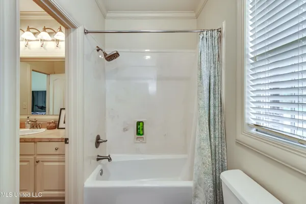 $610,000 | 241 Sycamore Lane, Madison, MS 39110