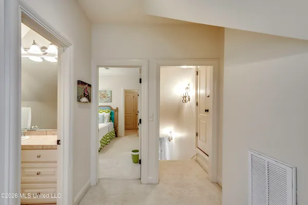 $610,000 | 241 Sycamore Lane, Madison, MS 39110