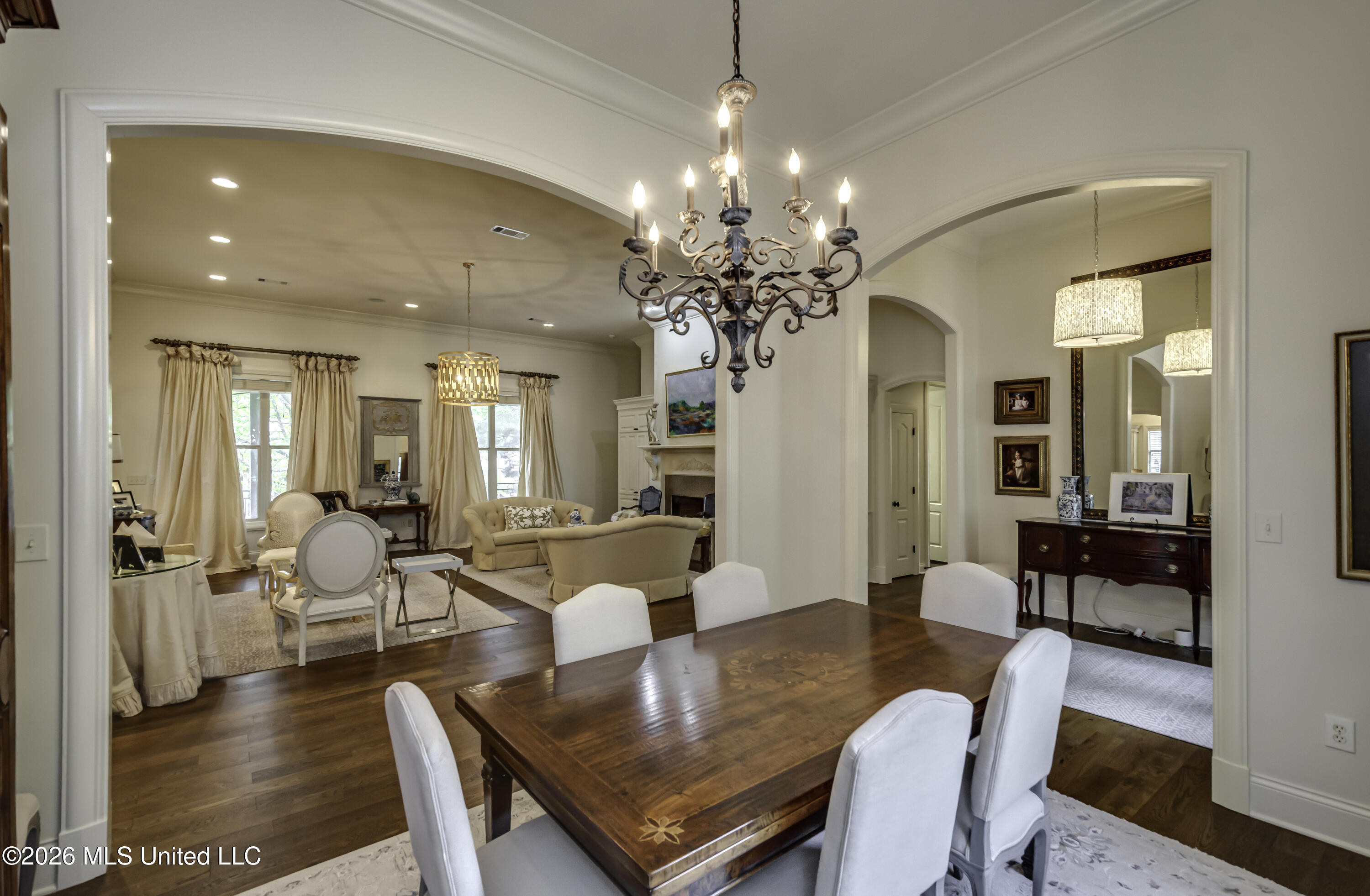 241 Sycamore Lane Madison, MS 39110 - Photo 5 of 59 241 Sycamore--24