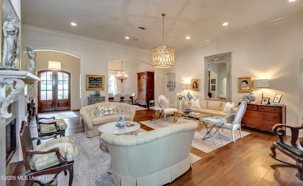 $610,000 | 241 Sycamore Lane, Madison, MS 39110