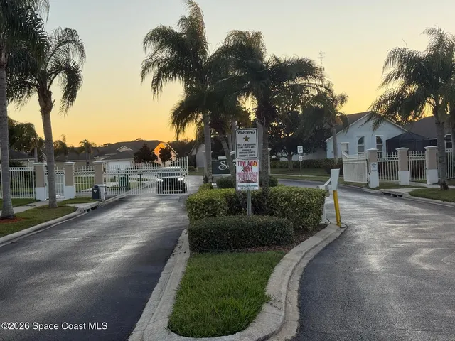 $2,600 | 4630 Portage Trail, Melbourne, FL 32940