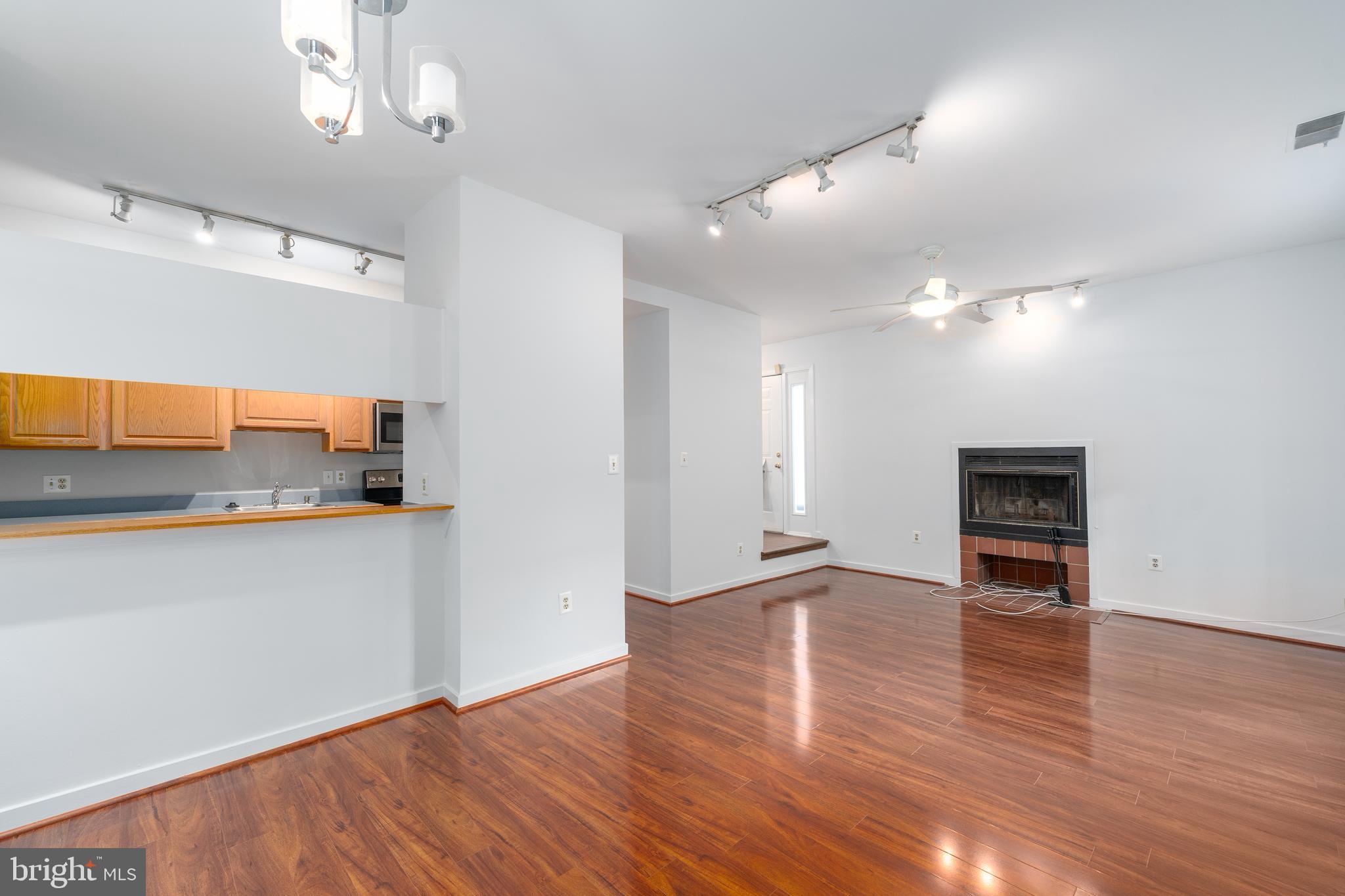 104 West Barre Street, Unit R 46 Baltimore, MD 21201 - Photo 6 of 18 Dining Room