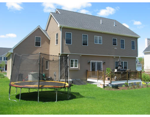 46 Liberty Road Bedford, MA 01730 - Photo 19 of 20 Gallery Image 19
