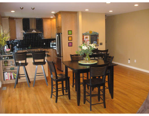 46 Liberty Road Bedford, MA 01730 - Photo 4 of 20 Gallery Image 4
