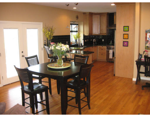 46 Liberty Road Bedford, MA 01730 - Photo 8 of 20 Gallery Image 8