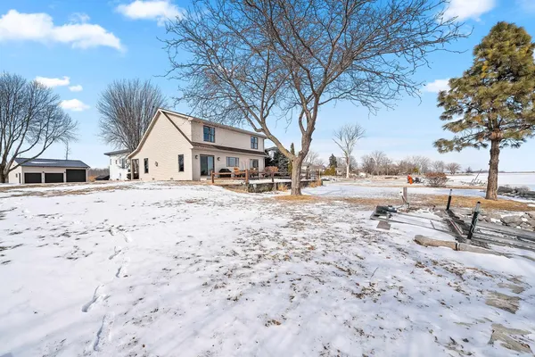 $849,000 | 2414 Longtail Beach Lane, Suamico, WI 54173