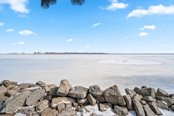 $849,000 | 2414 Longtail Beach Lane, Suamico, WI 54173