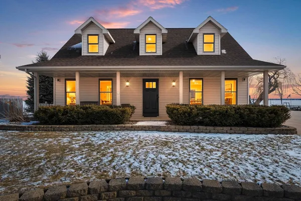 $849,000 | 2414 Longtail Beach Lane, Suamico, WI 54173