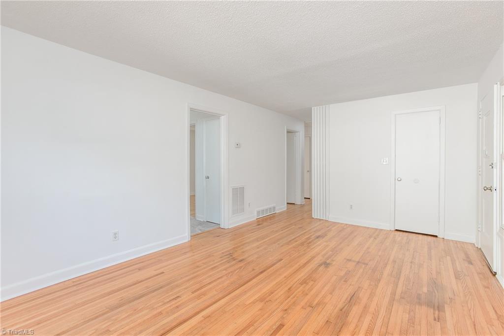 1148 Tabor Street High Point, NC 27262 - Photo 5 of 23 Gallery Image 5