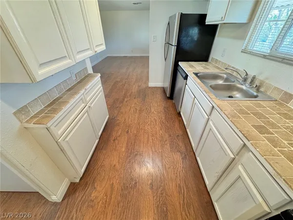 $1,350 | 5239 Ocala Lane, Las Vegas, NV 89121