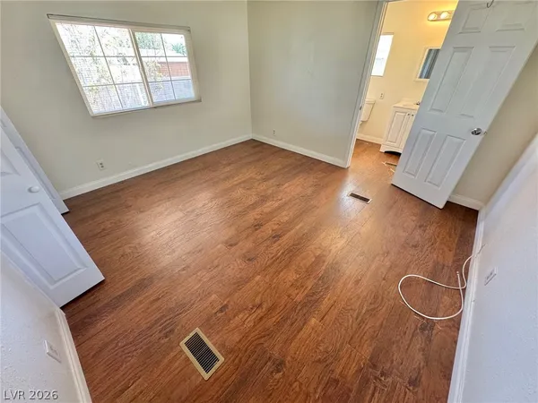 $1,350 | 5239 Ocala Lane, Las Vegas, NV 89121