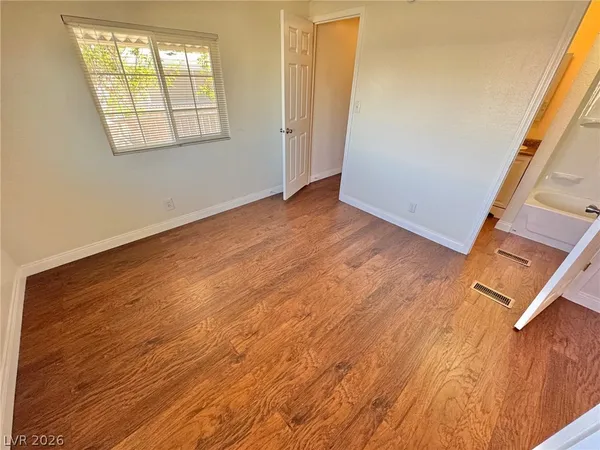 $1,350 | 5239 Ocala Lane, Las Vegas, NV 89121