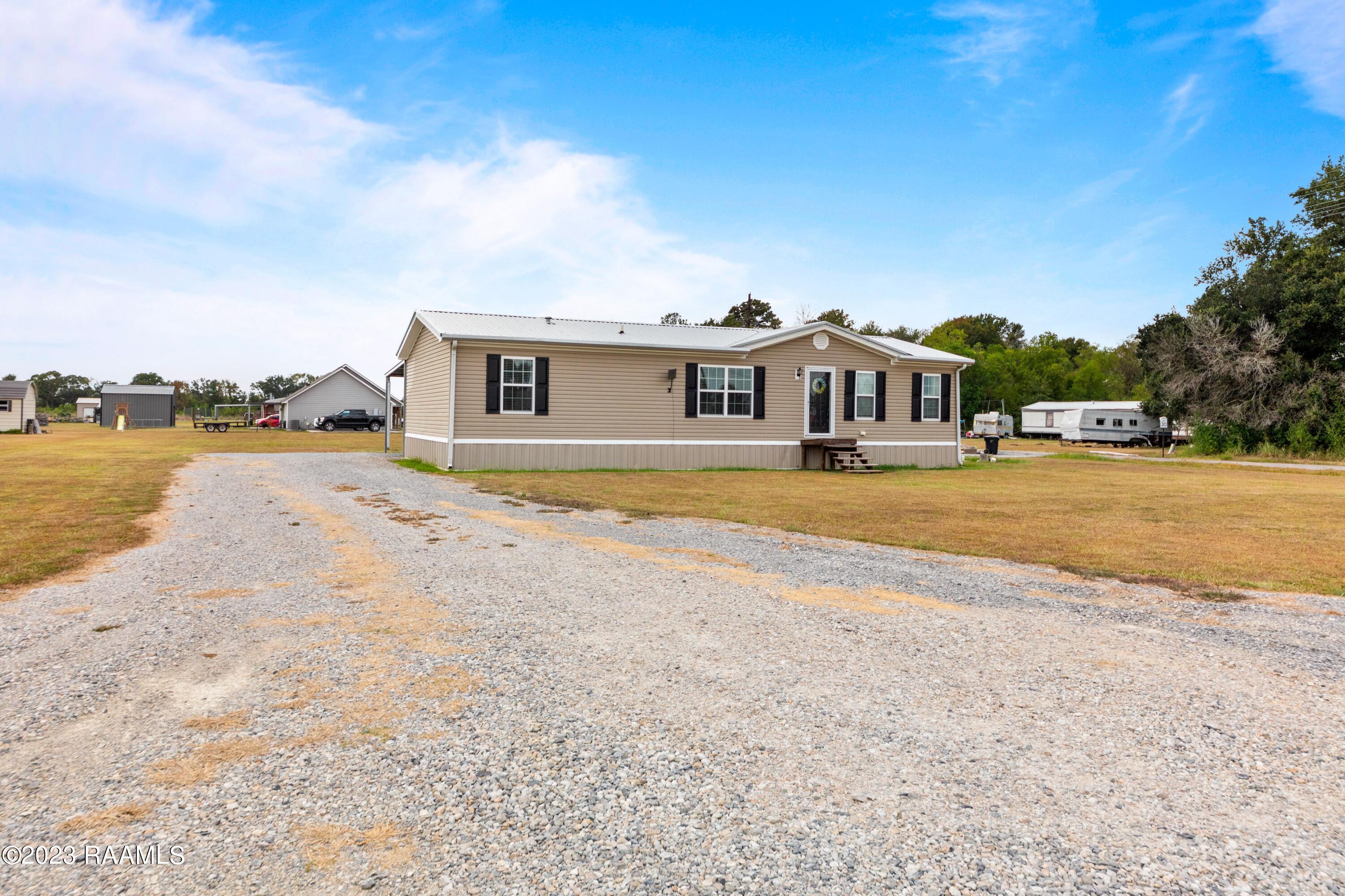 13927 Weston Road Kaplan, LA 70548 - Photo 3 of 33 Gallery Image 3