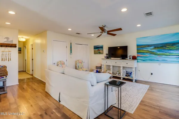 $289,000 | 814 Camellia Drive, Bay St. Louis, MS 39520