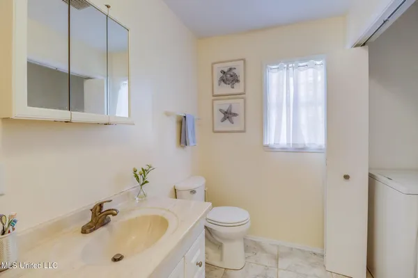 $289,000 | 814 Camellia Drive, Bay St. Louis, MS 39520