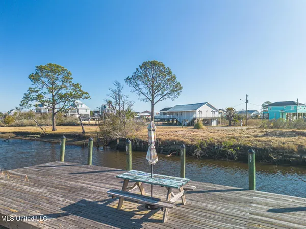 $289,000 | 814 Camellia Drive, Bay St. Louis, MS 39520