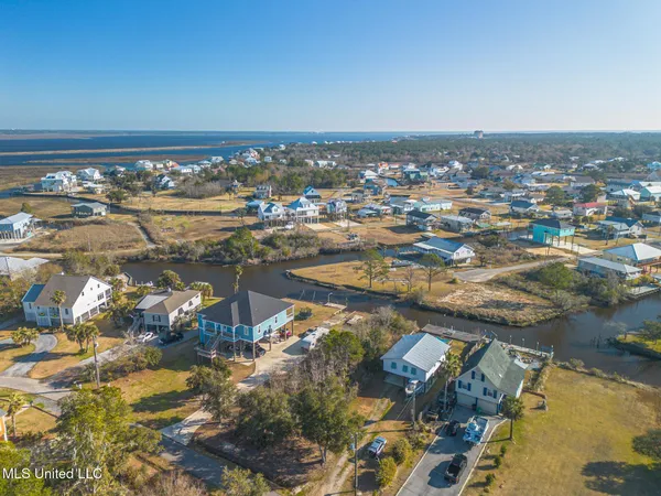 $289,000 | 814 Camellia Drive, Bay St. Louis, MS 39520