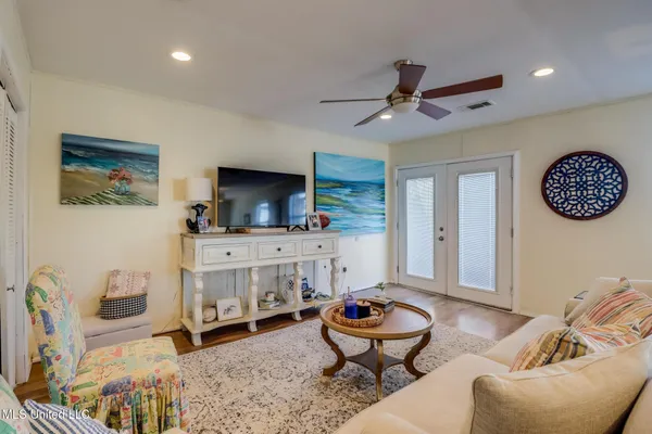 $289,000 | 814 Camellia Drive, Bay St. Louis, MS 39520