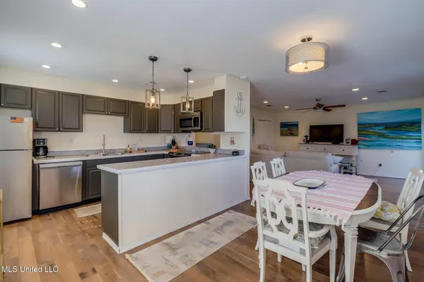 $289,000 | 814 Camellia Drive, Bay St. Louis, MS 39520