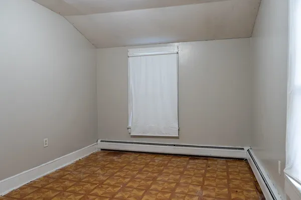$249,900 | 309 Virginia Avenue, Shenandoah, VA 22849
