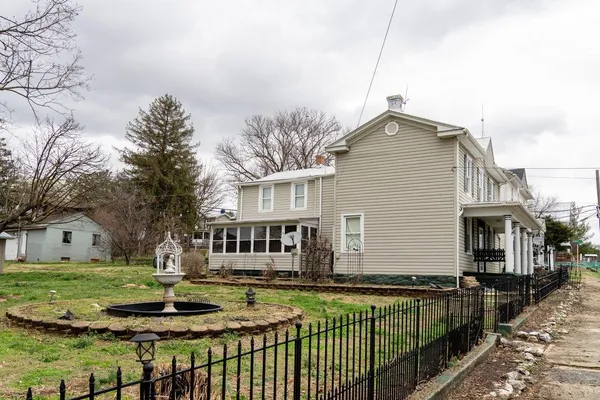 $249,900 | 309 Virginia Avenue, Shenandoah, VA 22849