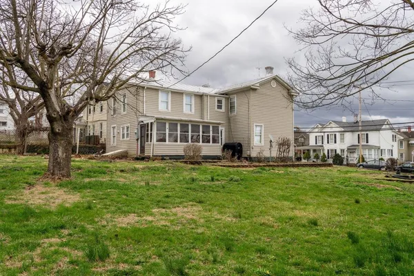$249,900 | 309 Virginia Avenue, Shenandoah, VA 22849