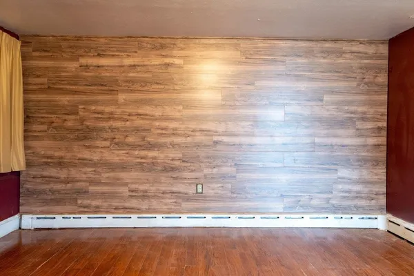 $249,900 | 309 Virginia Avenue, Shenandoah, VA 22849