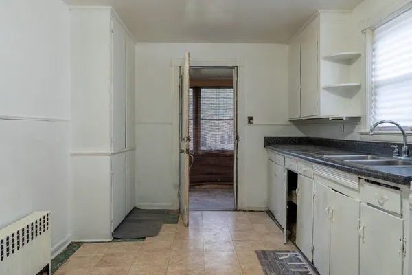 $249,900 | 309 Virginia Avenue, Shenandoah, VA 22849