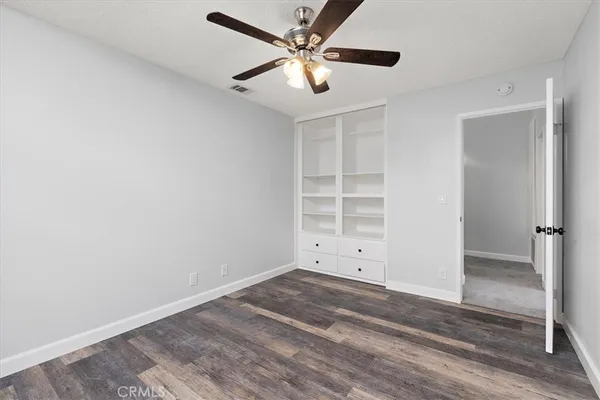 $590,000 | 5921 Templeton Street, Unit G, Huntington Park, CA 90255