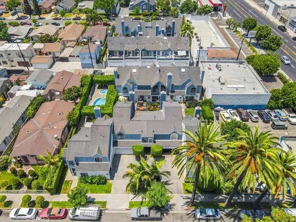 $600,000 | 5921 Templeton Street, Unit G, Huntington Park, CA 90255