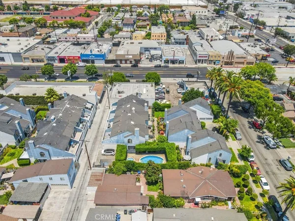 $590,000 | 5921 Templeton Street, Unit G, Huntington Park, CA 90255