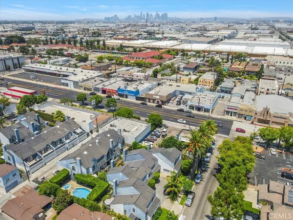 $590,000 | 5921 Templeton Street, Unit G, Huntington Park, CA 90255