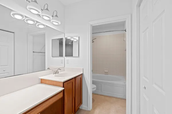 $324,900 | 1428 West Wickham Circle, Unit A, Delray Beach, FL 33445