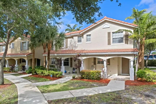 $324,900 | 1428 West Wickham Circle, Unit A, Delray Beach, FL 33445
