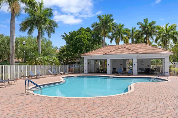 $324,900 | 1428 West Wickham Circle, Unit A, Delray Beach, FL 33445