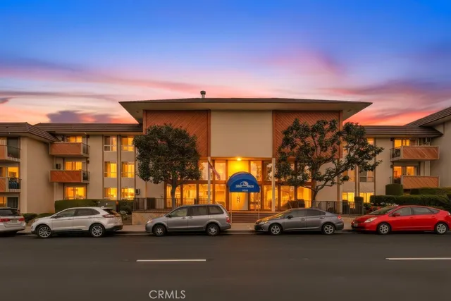 $325,000 | 5585 Pacific Coast Highway, Unit 353, Long Beach, CA 90804