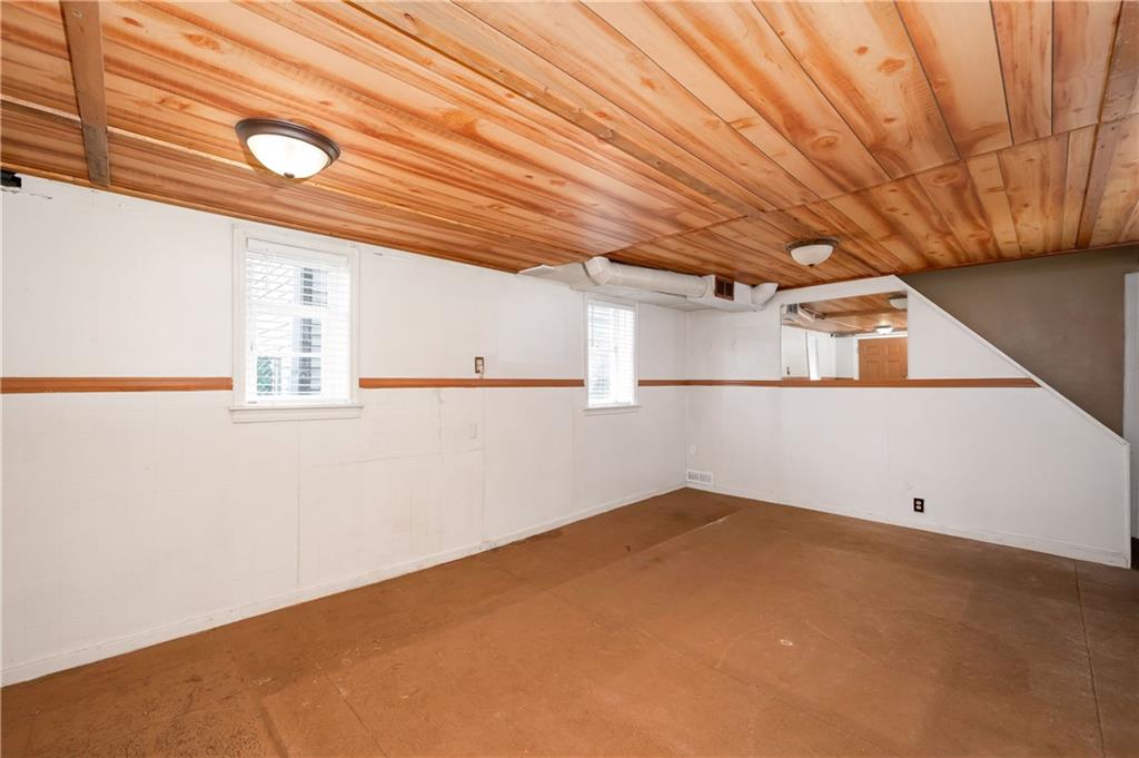 109 Hickory Street Butler, PA 16001 - Photo 22 of 29