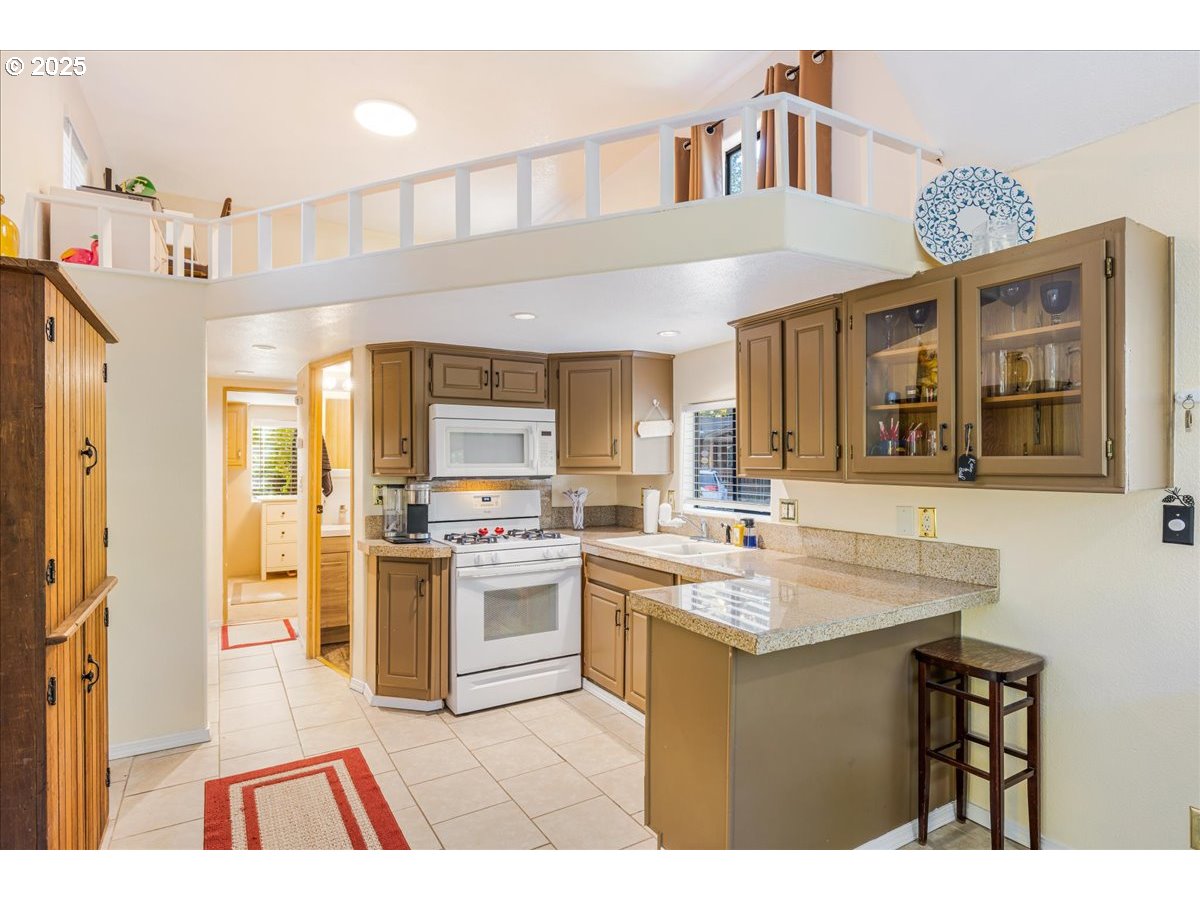 65000 Highway 26, Unit RF32 Welches, OR 97067 - Photo 8 of 31