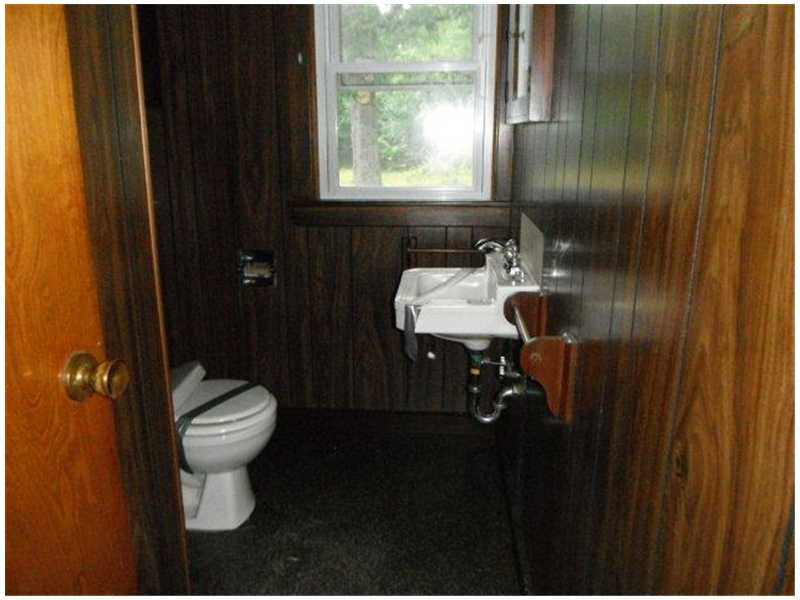 3445 Flat River Road Coventry, RI 02816 - Photo 6 of 7 Bathroom.