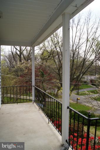 1002 Litchfield Road Baltimore, MD 21239 - Photo 25 of 30 Cute front porch.