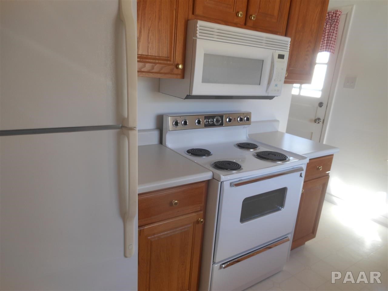 1102 West Ridge Road Peoria, IL 61614 - Photo 12 of 34 Gallery Image 12