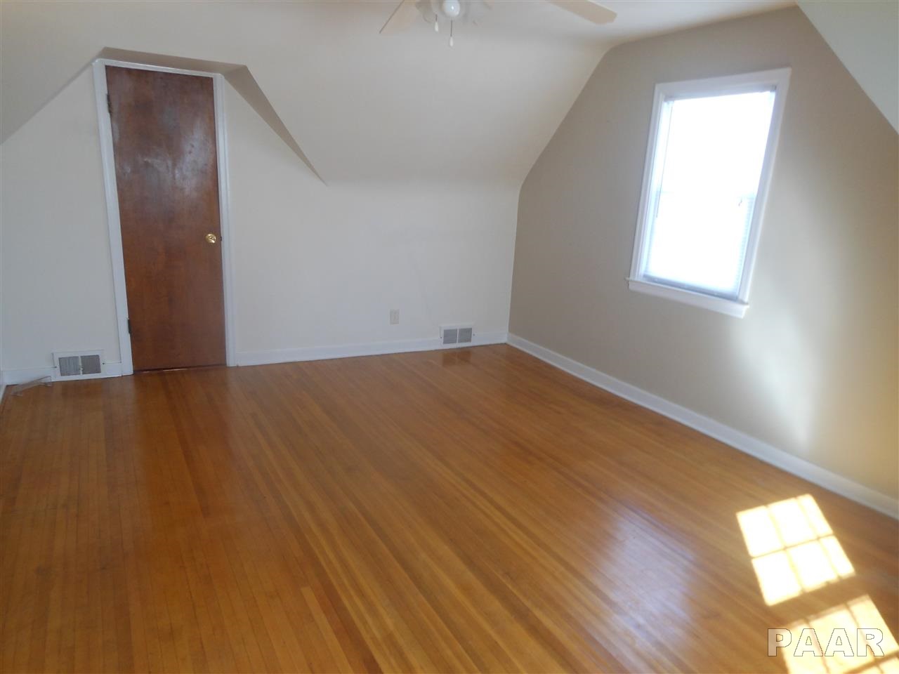 1102 West Ridge Road Peoria, IL 61614 - Photo 19 of 34 Gallery Image 19